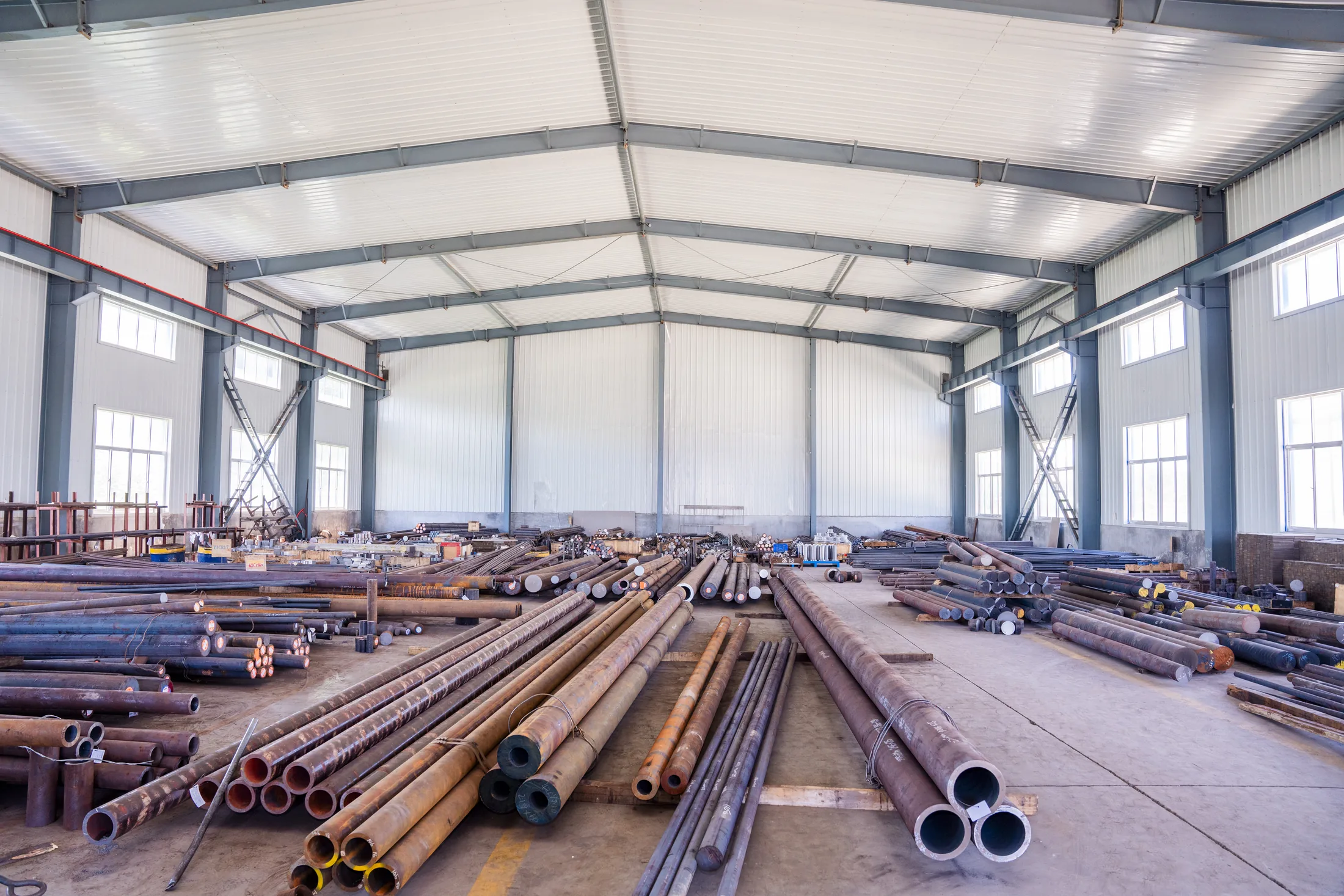 Raw material warehouse